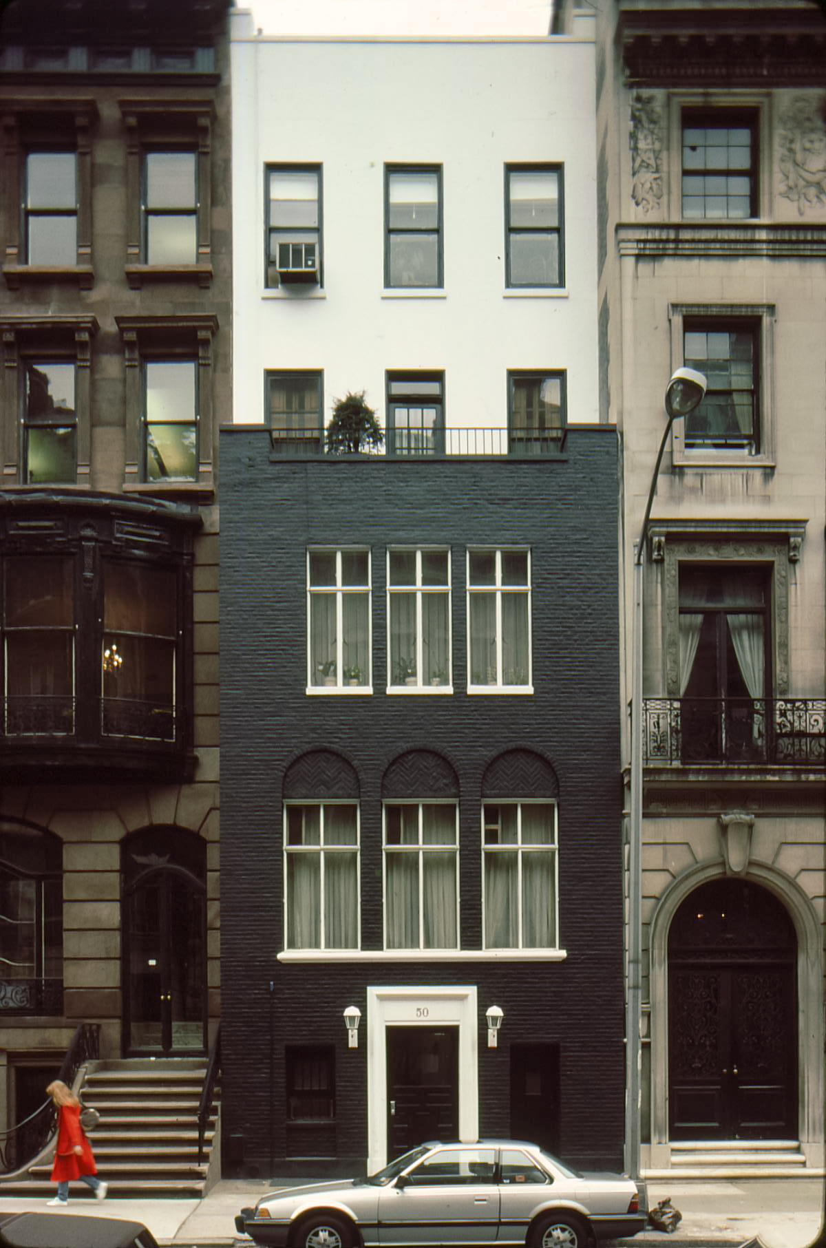 𒌐 — 𝐁𝐚𝐭, circa 1980s. Lenox Avenue, Harlem Bat was
